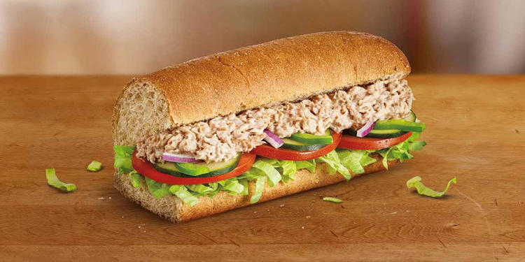 Subway accused to sell fake tuna sandwiches