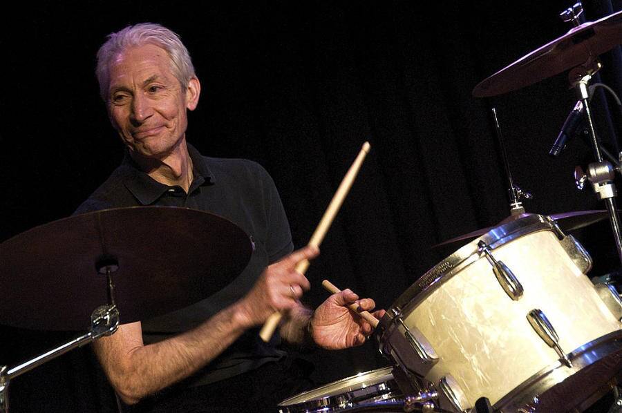 Charlie Watts the Rolling Stones drummer dies at age 80. Article Author: Francisco Alexandre Oliveira