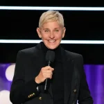 Ellen DeGeneres Reflete sobre Saída do Showbiz e Polêmica em Novo Show de Stand-up